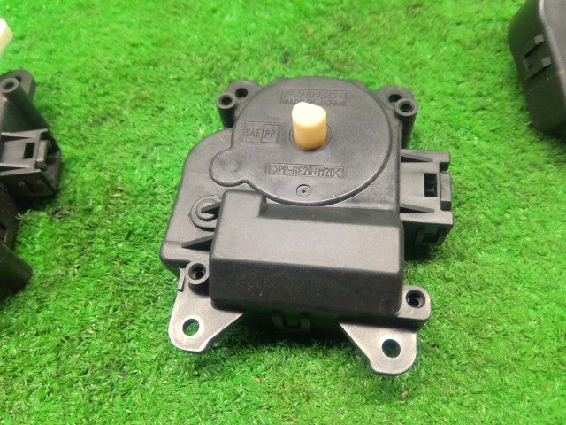 ミラジーノ Ａ／Ｃヒーター系 DBA-L650S 88660-97204
