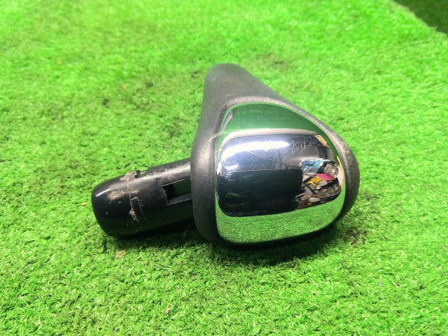 ミラジーノ 内装部品 DBA-L650S 33504-B2040-C0
