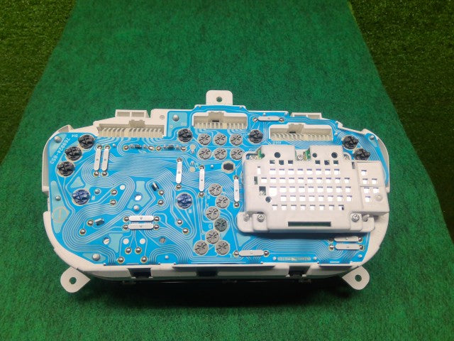 【中古】クリッパー ABA-U72W スピードメーター