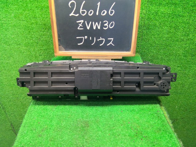 プリウス スピードメーター DAA-ZVW30 1F7