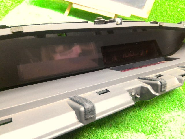 プリウス スピードメーター DAA-ZVW30 1F7