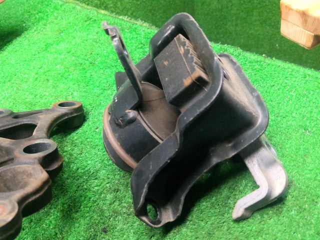 ムーヴ E/G部品 DBA-LA100S 12306-B2050
