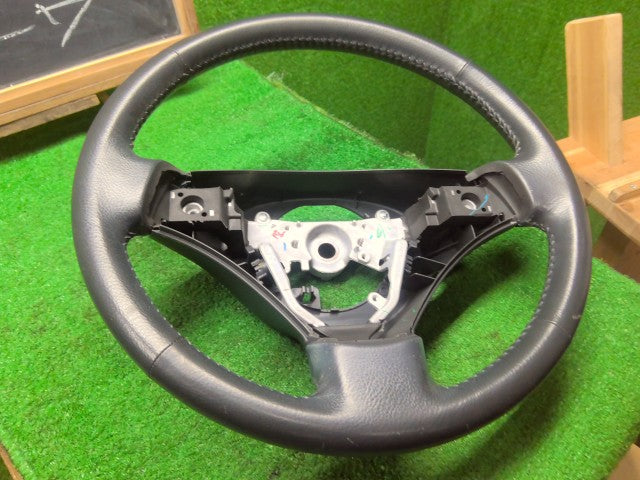 ムーヴ ステアリングホイール DBA-LA100S 45102-B2530-B0