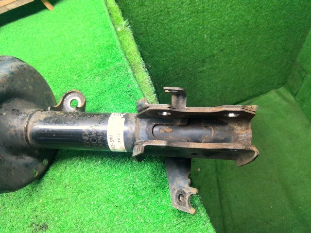 ＣＲ－Ｖ DBA-RE4 左 フロント ストラット 51602-SWA-J16 自社品番260109 NH624P