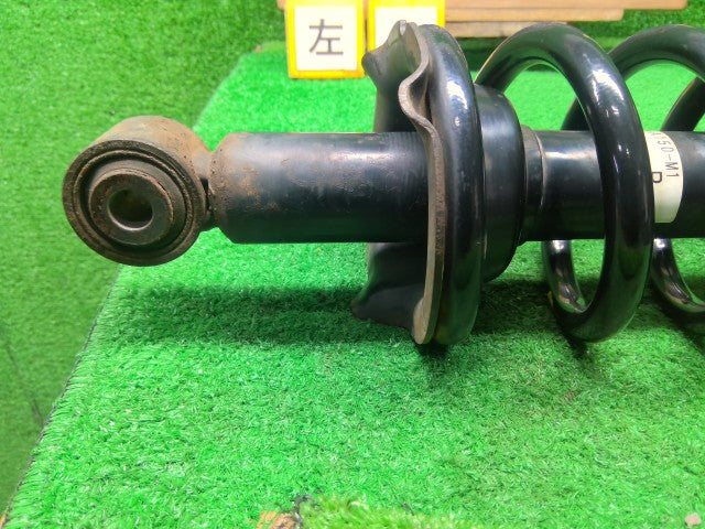 ＣＲ－Ｖ DBA-RE4 左 リア ストラット 52620-SWA-A15 自社品番260109 NH624P