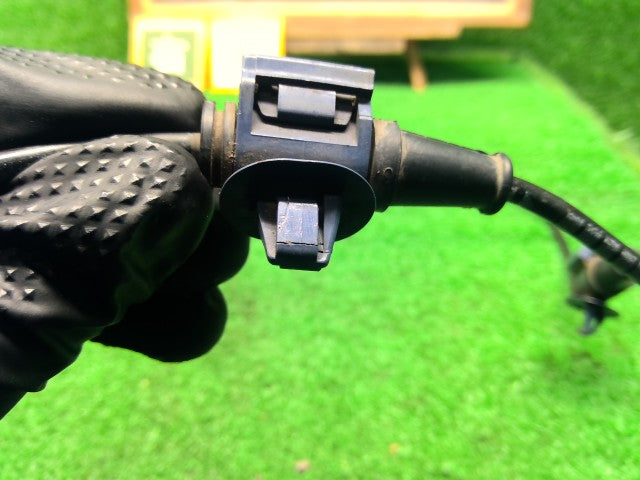ＣＲ－Ｖ DBA-RE4 右リア用 ＡＢＳセンサー 57470-SWA-003 自社品番260109 NH624P