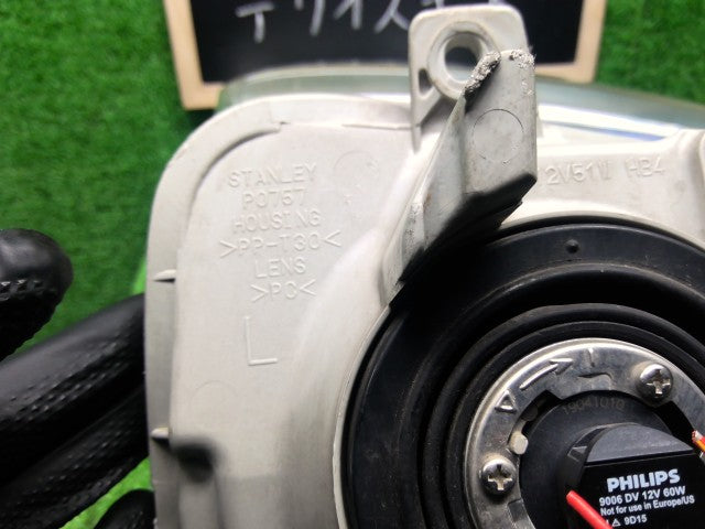 【中古】テリオスキッド ABA-J111G ヘッドランプ左右セット 81110-B4140