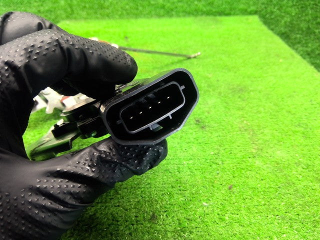 【中古】テリオスキッド ABA-J111G 右フロントドアロックソレノイド 69030-87410