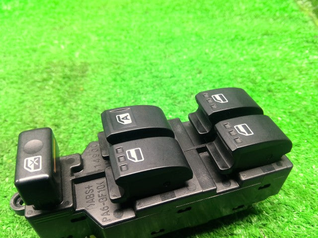 ムーヴ パワーウインドウスイッチ CBA-L150S 84820-B2010-
