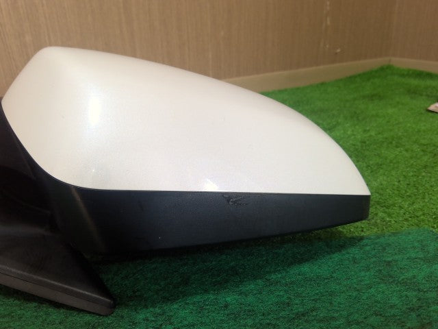 【中古】レガシィ DBA-BR9 右サイドミラー 右ドアミラー