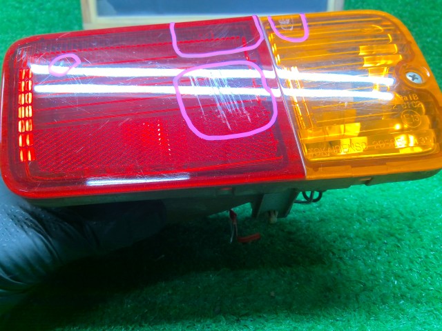 【中古】ハイゼット EBD-S211P 左テールランプ 81560-B5050