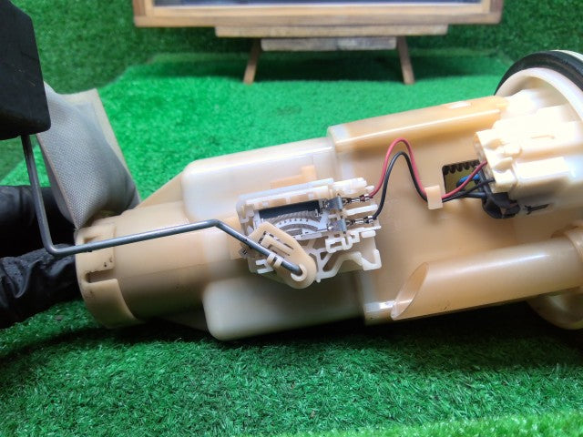 【中古】ハイゼット EBD-S211P フューエルポンプ 23210-B5030
