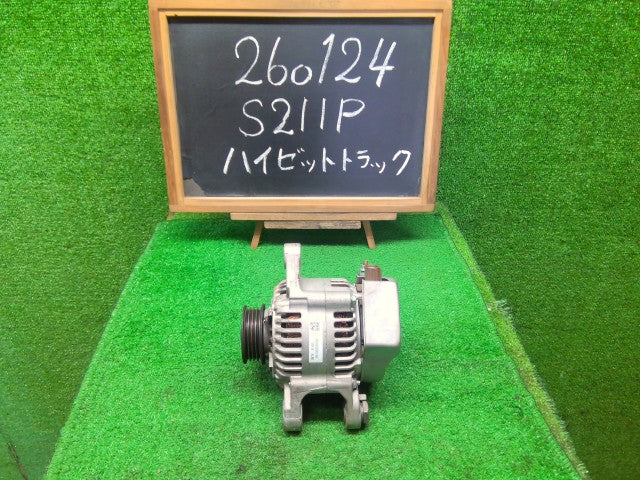 【中古】ハイゼット EBD-S211P オルタネーター 27060-B2020