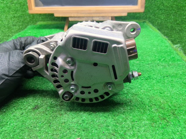 【中古】ハイゼット EBD-S211P オルタネーター 27060-B2020