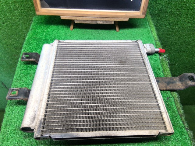 【中古】ハイゼット EBD-S211P コンデンサー 88460-B5020