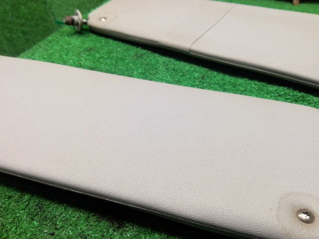 【中古】ハイゼット EBD-S211P サンバイザー 74310-B5094-B1