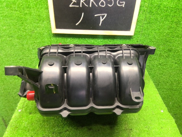 【中古】ノア DBA-ZRR85G インテークマニホールド 17120-37031