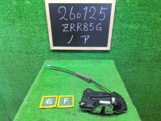 【中古】ノア DBA-ZRR85G 右フロントドアロックソレノイド 69030-30A70
