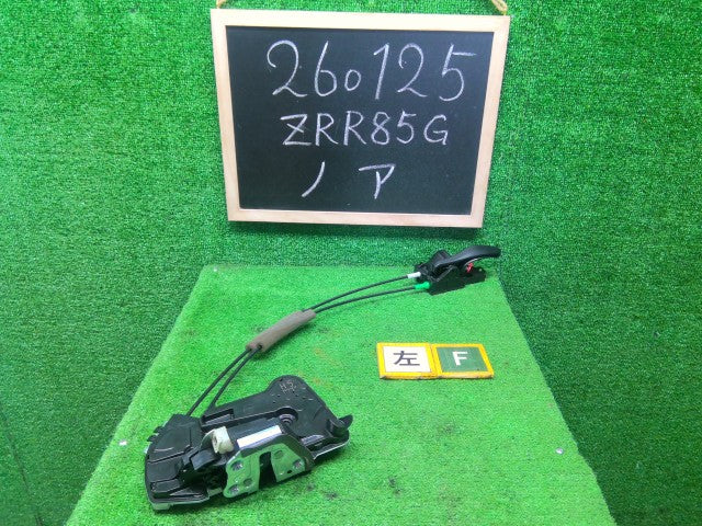 【中古】ノア DBA-ZRR85G 左Ｆドアロックソレノイド 69040-30A80