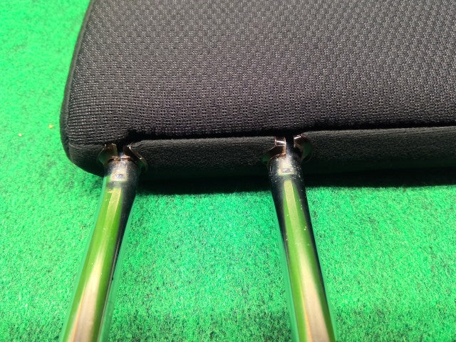 【中古】ノア DBA-ZRR85G ヘッドレスト 71960-28330-C0