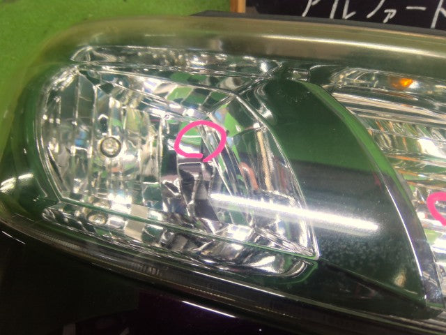 ヴェルファイア 右ヘッドランプＡＳＳＹ DBA-ANH20W 81110-58221