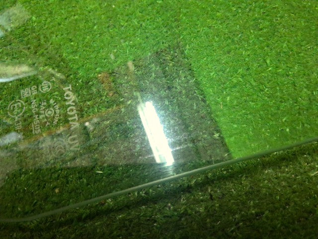 ヴェルファイア 左Ｆドアガラス DBA-ANH20W 68102-58051