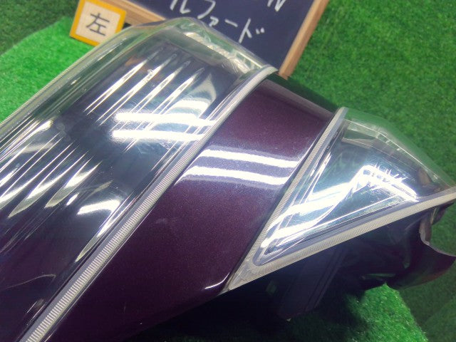 ヴェルファイア 左テールランプ DBA-ANH20W 81561-58092