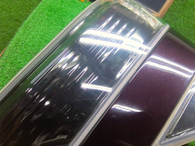 ヴェルファイア 左テールランプ DBA-ANH20W 81561-58092