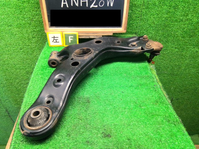 ヴェルファイア 左Ｆロアアーム DBA-ANH20W 48069-28140 3R9 自社品番260127 中古