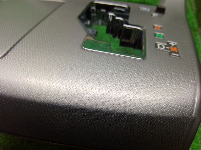 ヴェルファイア クラスターパネル DBA-ANH20W 55405-58110