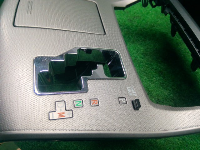ヴェルファイア クラスターパネル DBA-ANH20W 55405-58110