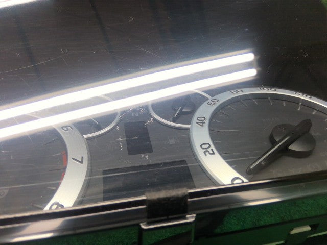 ヴェルファイア スピードメーター DBA-ANH25W 83800-58440