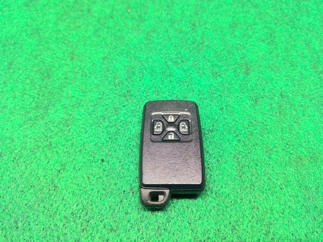 ヴェルファイア キーレスリモコン DBA-ANH25W 89904-28440