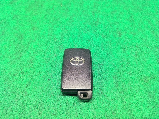 ヴェルファイア キーレスリモコン DBA-ANH25W 89904-28440