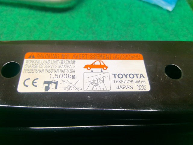 ヴェルファイア 車載工具 DBA-ANH25W 3R9
