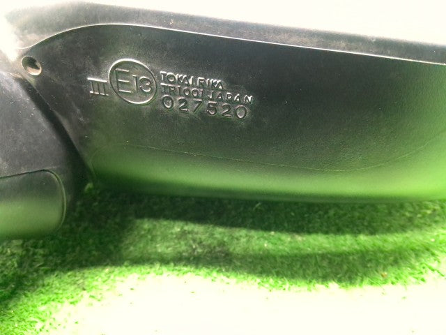 カローラフィールダー 右サイドミラー DAA-NKE165G 87910-12J90