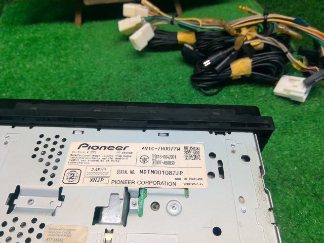 カローラフィールダー カーナビゲーション DAA-NKE165G