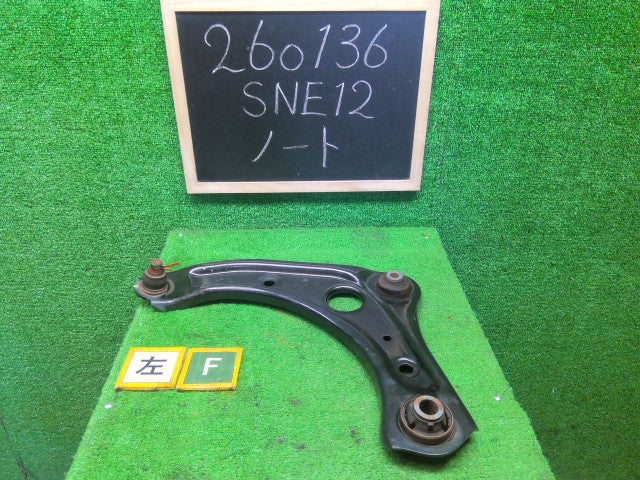 【中古】ノート DAA-SNE12 左フロントロアアーム 54501-5WK1A