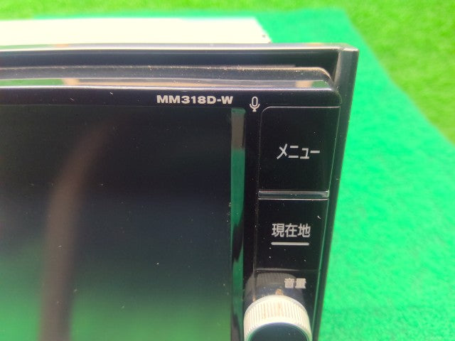 【中古】ノート DAA-SNE12 カーナビゲーション B8260-7992H