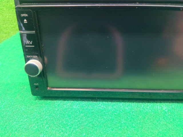 【中古】ノート DAA-SNE12 カーナビゲーション B8260-7992H