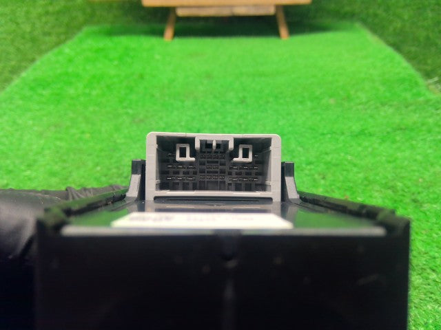 Ｎ－ＷＧＮ パワーウインドウスイッチ 6BA-JH3 35750-TKR-J01