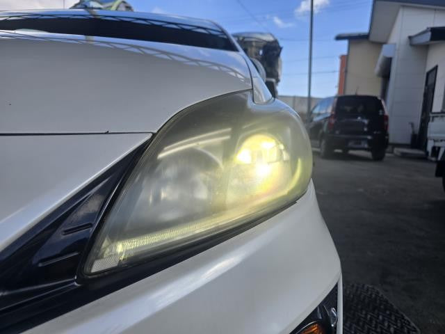 プリウス 左ヘッドランプＡＳＳＹ DAA-ZVW30 81185-47571