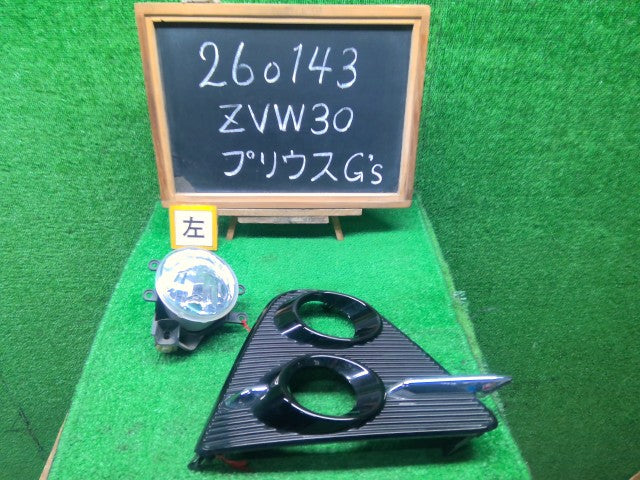 プリウス 左フォグランプ DAA-ZVW30 81220-12230