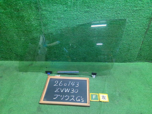 プリウス 左Ｆドアガラス DAA-ZVW30 68102-47082