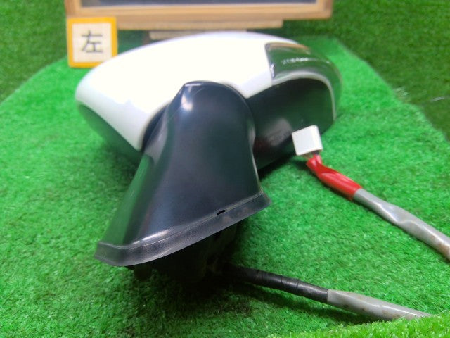 プリウス 左サイドミラー DAA-ZVW30 87940-47300