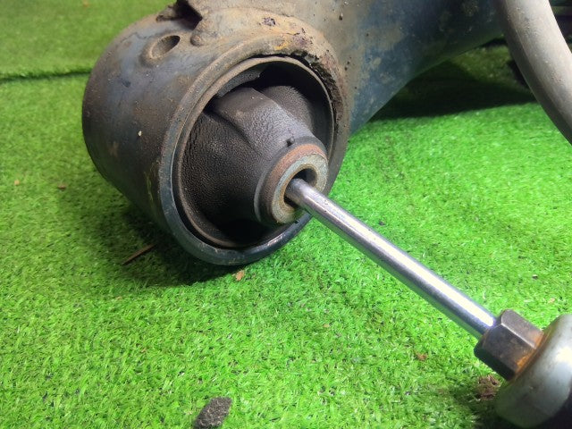 プリウス ＲアクスルホーシングＡＳＳＹ DAA-ZVW30 42101-12171