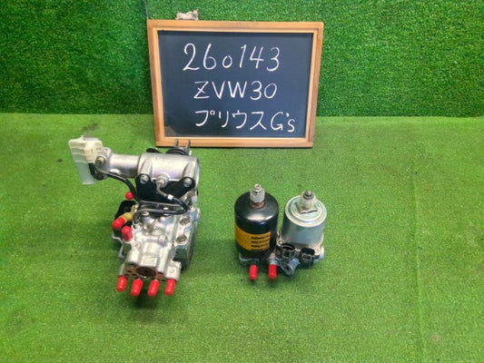 プリウス ＡＢＳアクチュエーター DAA-ZVW30 47050-47170