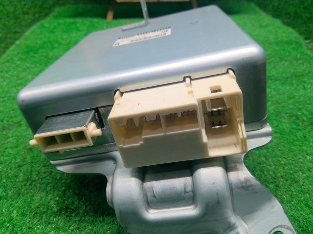 プリウス ステアリングコラム DAA-ZVW30 45250-47250