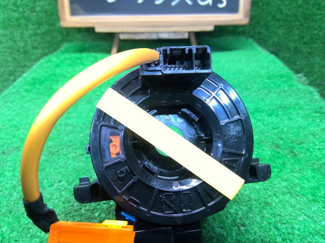 プリウス その他 電装部品 DAA-ZVW30