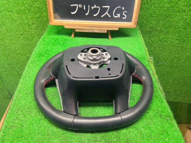 プリウス ステアリングホイール DAA-ZVW30 45100-WY050-C0